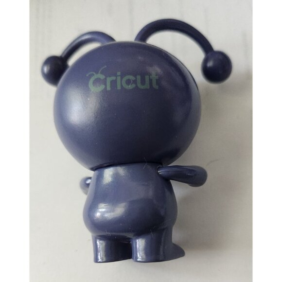 Cricut Cutie Twilight Collectible Figurine 7.6cm Tall Ages 12+ Cute Desk Buddy - Picture 2 of 16